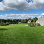 Semesterpark Chez Fernand Gezellig Huisdiervrij Te Hotton, Nabij Durbuy Hotton