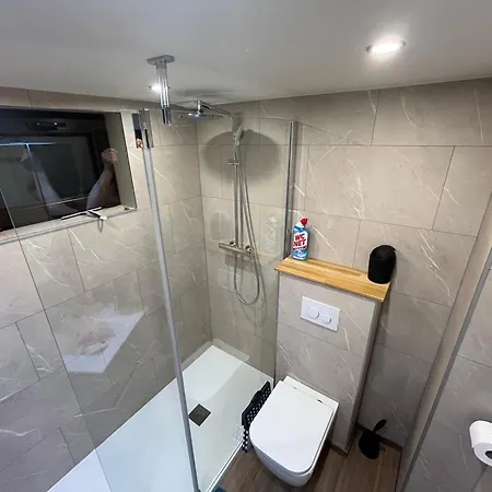 Chez Fernand Gezellig Te Hotton, Nabij Durbuy 홀리데이파크 *