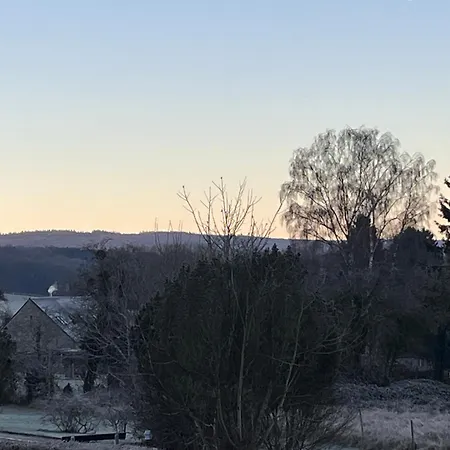 Chez Fernand Gezellig Huisdiervrij Te Hotton, Nabij Durbuy