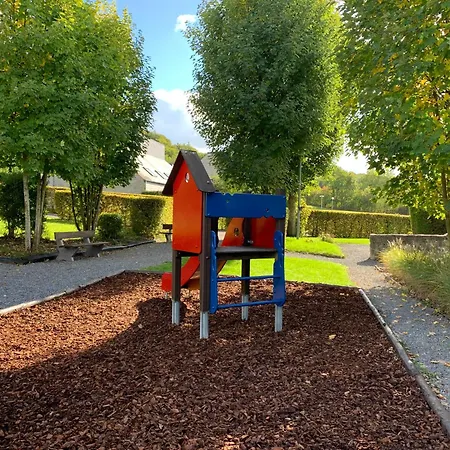 Semesterpark Chez Fernand Gezellig Huisdiervrij Te Hotton, Nabij Durbuy