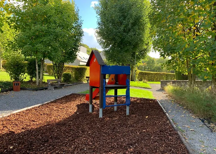 Holiday park Chez Fernand Gezellig Huisdiervrij Te Hotton, Nabij Durbuy